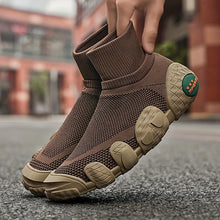 2025 New Summer Breathable Hollow Mesh Shoes, Casual Sports Shoes, Fashionable and Versatile Men's Shoes