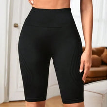 Women High Waist Seamless Slim Shorts Stretchy Push Up Butt Linear Aesthetic Yoga Shorts Knitted Workout Running Leggings