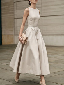 Spring/Summer elegant minimalist slim-fit apricot round neck sleeveless umbrella dress suitable for casual outings and holiday g