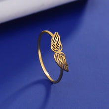 Skyrim Flying Angel Wings Women Ring Stainless Steel Finger Rings Kpop Fashion Wedding Band Jewelry Birthday Gift Wholesale