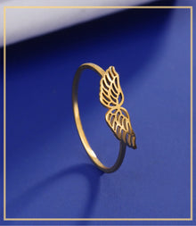 Skyrim Flying Angel Wings Women Ring Stainless Steel Finger Rings Kpop Fashion Wedding Band Jewelry Birthday Gift Wholesale