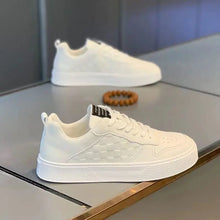 New casual white faux leather sneakers men's laced up trainers male vulcanized sneaker man concise sport shoes new green tenis