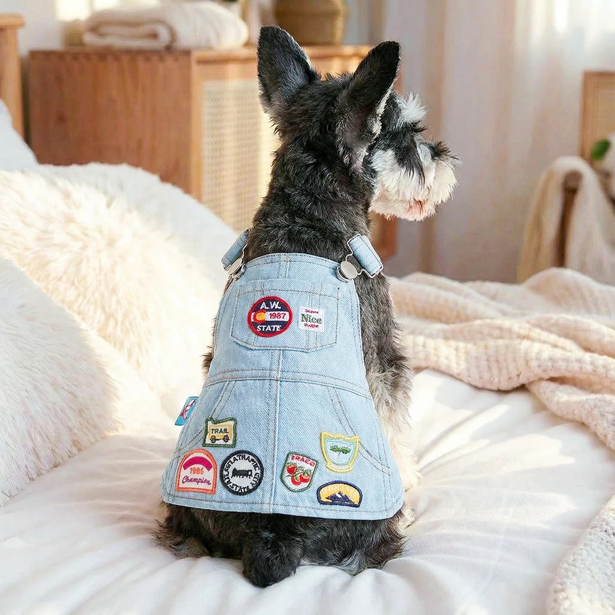 Pet Cat and Dog Clothes Retro Badge Denim Skirt Handsome Summer Outing Short Skirt Suitable for Small