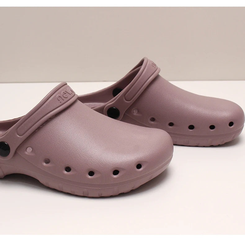 Doctor Scrub Clogs Light Nurse Slippers Medical Shoes Non-slip Dentist Surgical Shoes Soft Pet Hospital Scrub Clogs X09-05