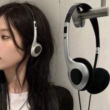 Portable Headphones Personality Retro Headset Black Fashion Style Headset Over Ear Earbud 3.5mm Wired Headset Photo Props