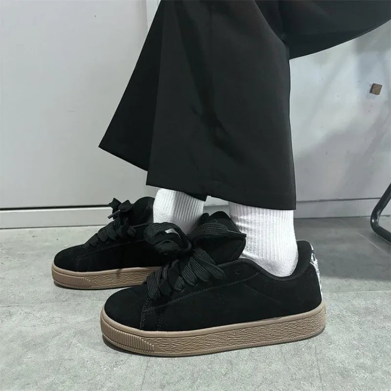 Platform Casual Shoes  Spring Autumn New Men's Fashion Cross Tied Vulcanized Shoes Comfortable Outdoor Non Slip Sneakers