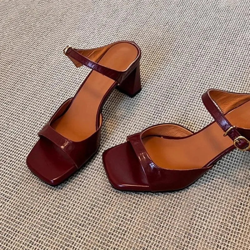 Women's High-Heeled Sandals: 2026 New Summer Collection – Square-Toe, Chunky-Heeled, Height-Enhancing Sandals for Outdoor Wear