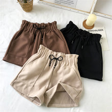 Fashion Autumn Winter Woolen Shorts Women 2025 High Waist New In Retro Elegant Short Pant Korea Loose Solid Trouse Casual Street