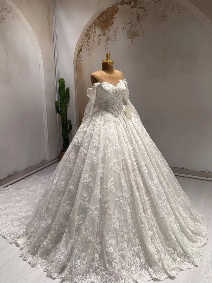 Elegant Lace Long sleeves Wedding Dress Off Shoulder Princess Ball Gown Sweetheart Bridal Dress Long Train Vestido De Novia