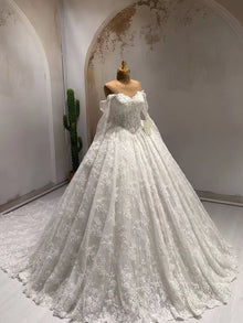 Elegant Lace Long sleeves Wedding Dress Off Shoulder Princess Ball Gown Sweetheart Bridal Dress Long Train Vestido De Novia