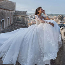 Luxury Wedding Dresses O-Neck A-Line Bridal Gowns Lace Appliques Long Sleeves Robe 2025 Vintage Vestidos De Novia Customized