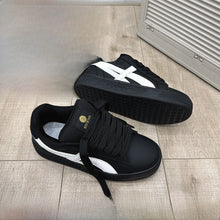 Retro Hong Kong Style Black Bread Shoes Unisex Casual Sports Sneakers Spring Autumn New Model Student Versatile Thick Bottom