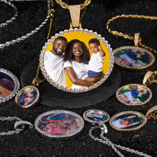 Custom Photo Necklace Circle Chain Personalized Medallion Memory Picture Pendant Solid Back Zircon Hip Hop Jewelry Free Engrave