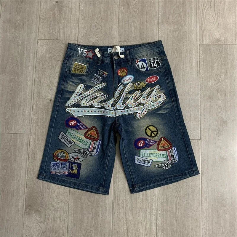 Vale Forever Embroidered Badge Logo Unisex American High Street Loose Casual Denim Shorts