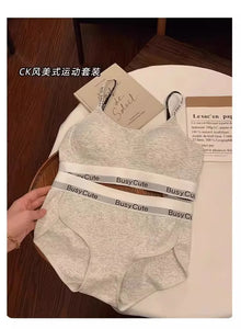 Sports Style Thin Underwear Set with a Collection of Accessory Breasts, No Steel Ring Underwear, And Two-Piece Underwear