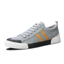 2026 New Men's Canvas Shoes Fashion Versatile Lace-Up Skateboarding Shoes Lightweight Breathable Casual Sneakers Comfortable Wal