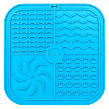 Silicone Slow Feeder Mat Pet Lick Pet Slow Food Plate Bathing Distraction Silicone Dog Sucker Food Training Dog Feeder Supplies