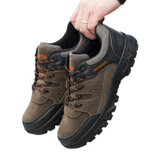 Outdoor Climbing Shoes Men's Trendy Flat Work Shoes Casual Sports Style New Model Comfortable Warmth Synthetic Leather Upgraded