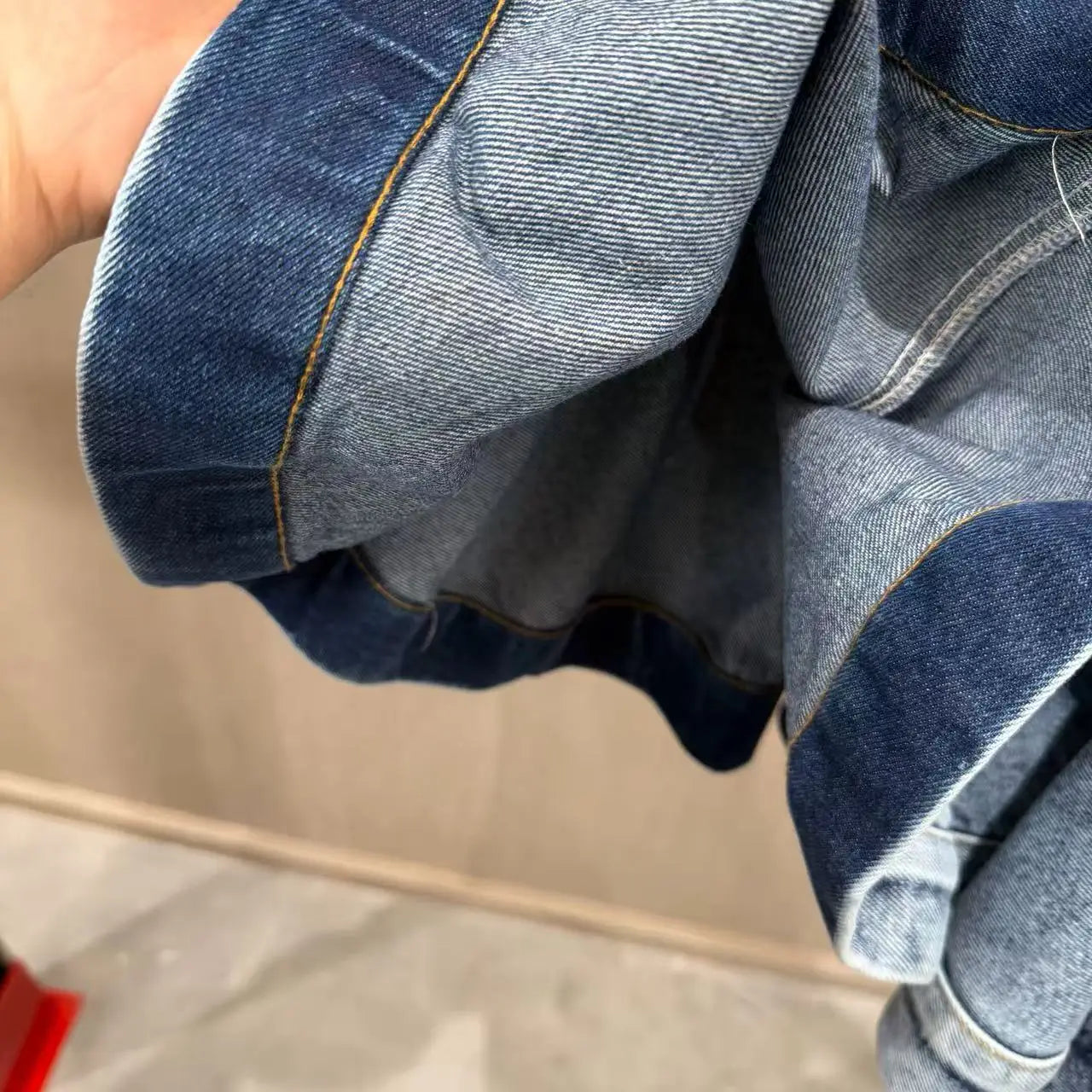 2026 New Model Round-neck Sleeveless Waist-cinching Puffy Top , Split Balloon Denim Pants，buy Separately