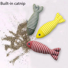 Pet cat toy to relieve boredom and self-entertaining cat imitation hemp cloth cat mint fish tooth grinding training kitten