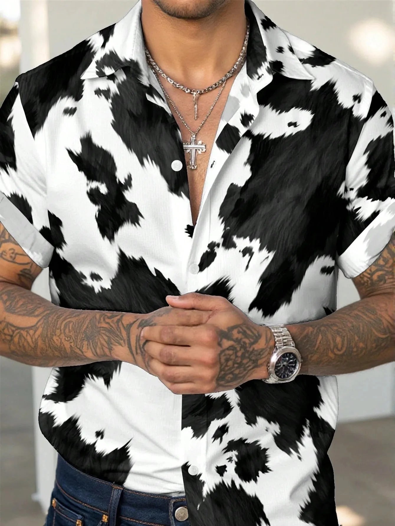 The new men's short-sleeved shirt for summer 2025 features a casual fashionable comfortable and soft 3D pattern print
