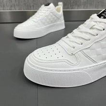 New casual white faux leather sneakers men's laced up trainers male vulcanized sneaker man concise sport shoes new green tenis
