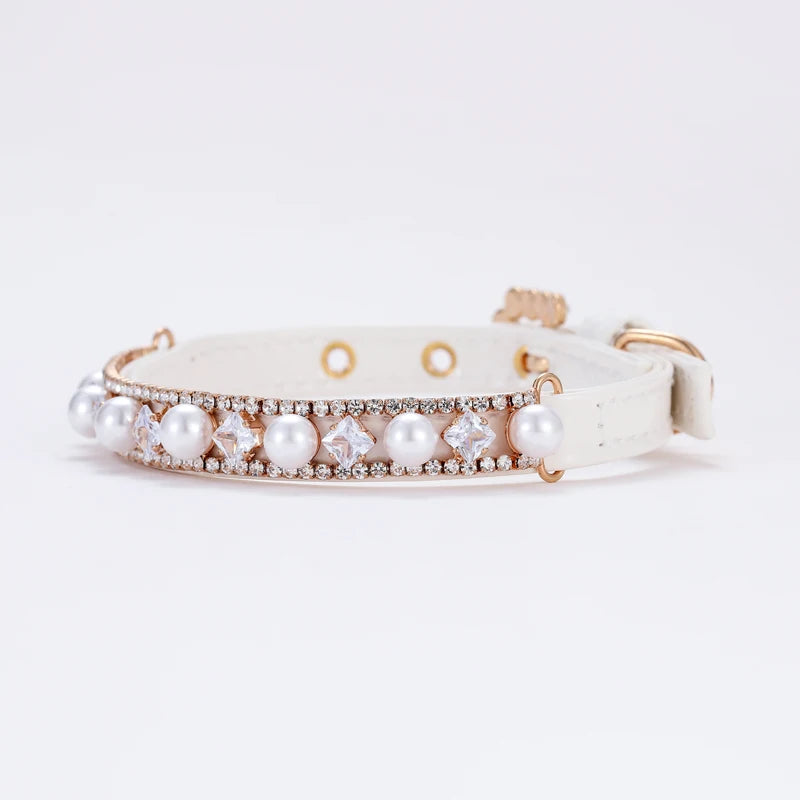 Luxury Cat Puppy Pearl Necklace Rhinestone Collar for Cats Small Dogs Ragdoll Cat Sphynx Necklaces Pet Accessories Collier Chat