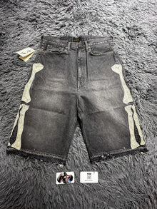 Gothic retro hot diamond denim shorts men's clothing street Harajuku Hiphop High High waiting jeans men's shorts casual pants