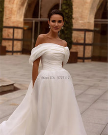 Simple Strapless A-Line Wedding Dresses Off the Shoulder Sleeveless Sweep Train Bridal Gowns Vestidos De Noiva