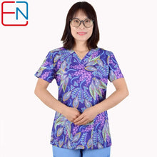 Hennar Print Vet Scrub Uniform For Women In 100% Cotton 4 pockets,XXS-5XL Pet Doctors Medical Scrub Tops