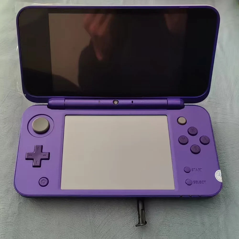 New 2DS XL/LL Retro Video Mobile Game Console with Original Refurbished FBI Unlocked IPS Screen - New 2DS XL/LL Free Games
