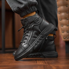 Autumn New Shoes for Man Cow Leather Casual Shoes High Top Black Flat Skateboard Shoes Winter Warm Plush Boots