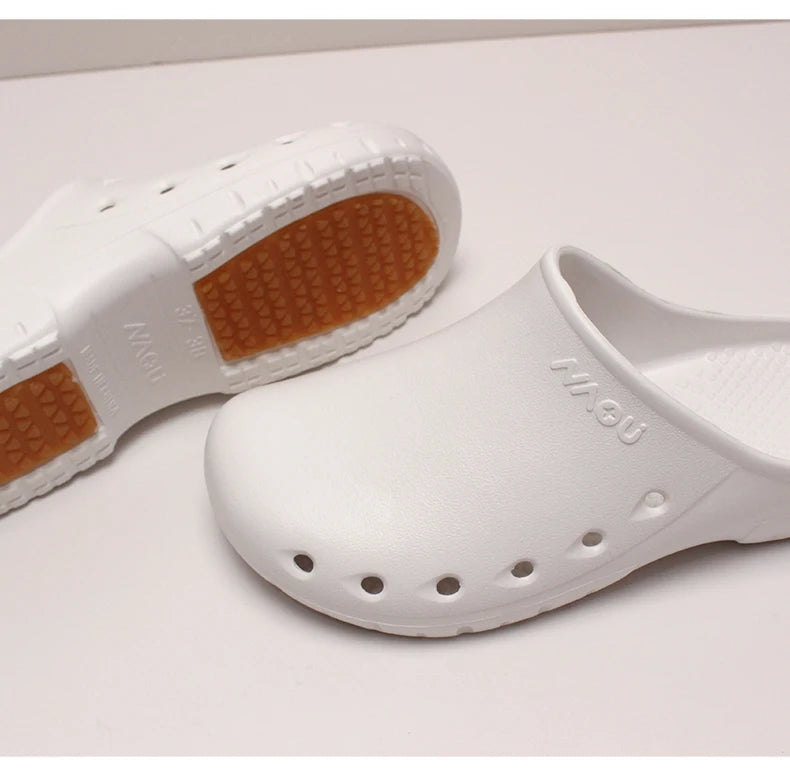 Doctor Scrub Clogs Light Nurse Slippers Medical Shoes Non-slip Dentist Surgical Shoes Soft Pet Hospital Scrub Clogs X09-05