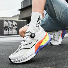 2025 New Soft Soled Outdoor Casual Sports Shoes With Rotating Buckle Carbon Plate And Popcorn Outsole, Men'S Running Shoes 35-44