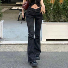 Womens Striped Contrasting Low-Waist Straight Jeans
