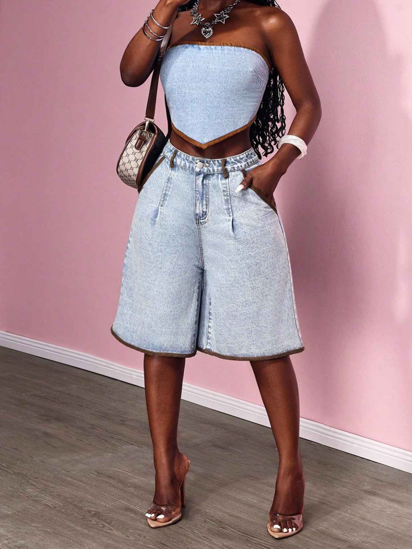 Women's Contrasting Flared Cropped Jeans