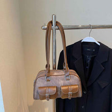 Retro Niche Color-block Commuter Handbag With A Chic Boston-style Underarm Design