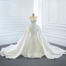 The Wedding Dress Wears Two Fishtail Tail Tube Tops, The Temperament Is Thin And Dreamy by Mirlaine Univers
