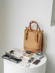 High-end Niche Crossbody Bag For Fall And Winter