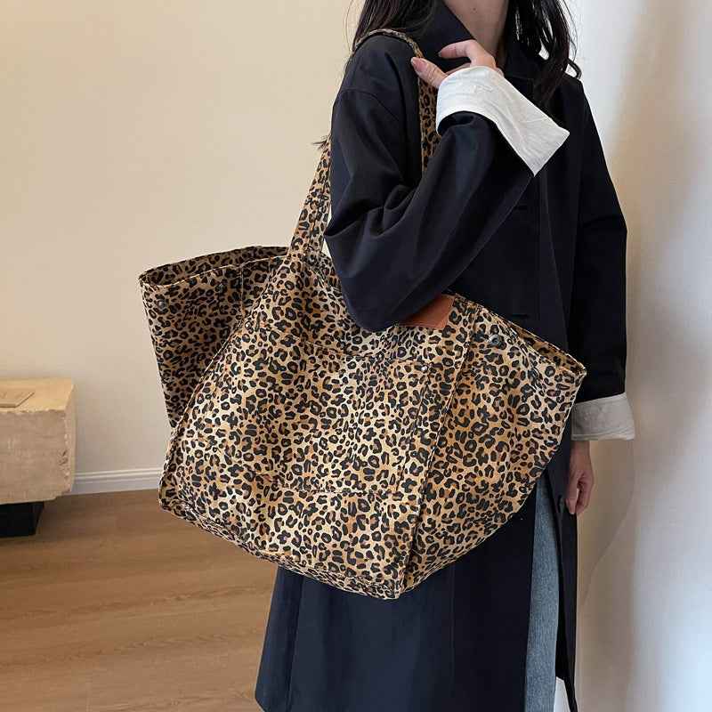 Womens Stylish High-Capacity One-Shoulder Canvas Bag