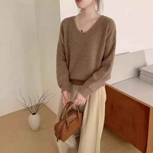 Womens Solid Color Long-Sleeve V-Neck Sweater