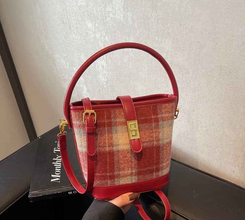 Korean-style Niche Vintage Suede Plaid Tote Bucket Bag