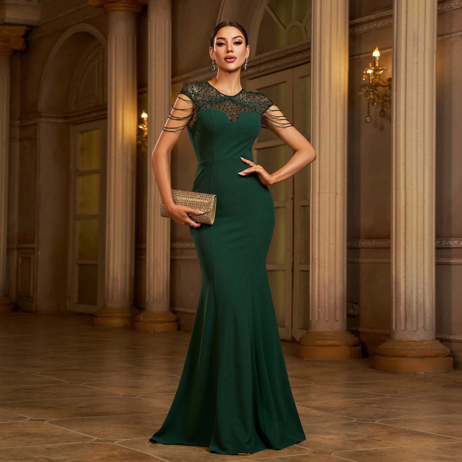 Elegant Sleeveless Round Neck Sequins Slim-fit Sheath Banquet Fishtail Evening Dress by Mirlaine Univers