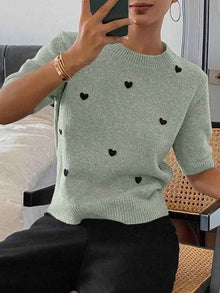 Womens Crew-Neck Pullover Heart Jacquard Knitted Sweater