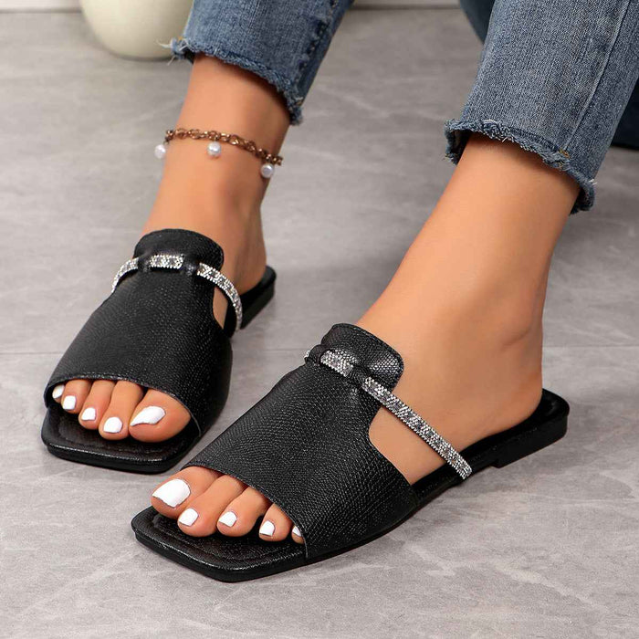 Sandales à strass et brides, design mode, été, nouvelles chaussures décontractées de plage à bout carré et petit talon pour femmes