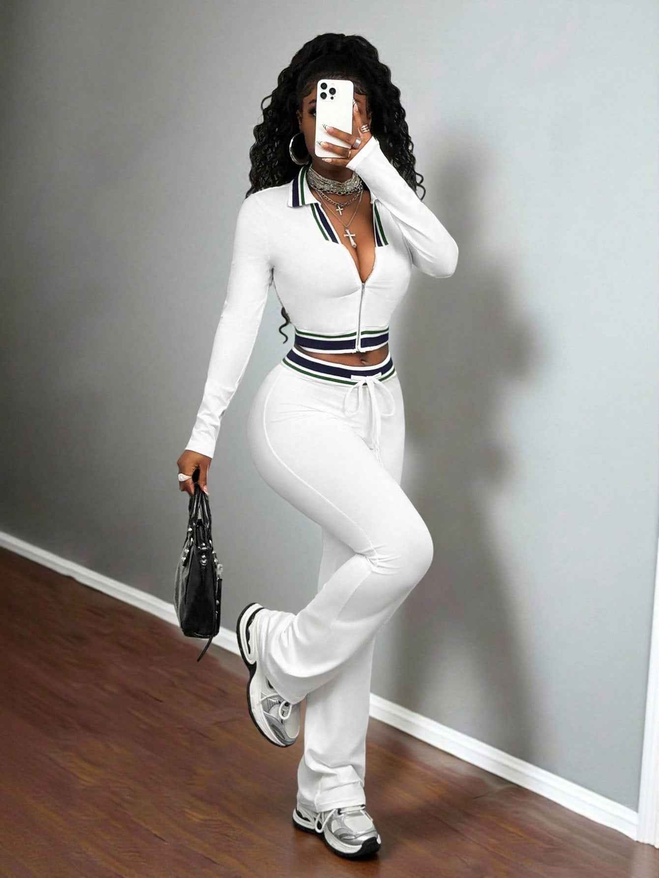 Crop Top And Tight-Fit Casual Sports Two-Piece Set