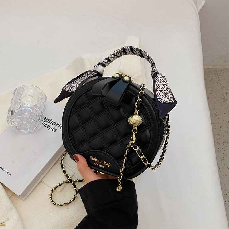Small Round Diamond-patterned Embroidered Women's Bag