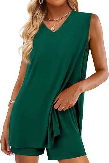 Casual Fashion V-neck Sleeveless Top And Shorts Set With Pockets