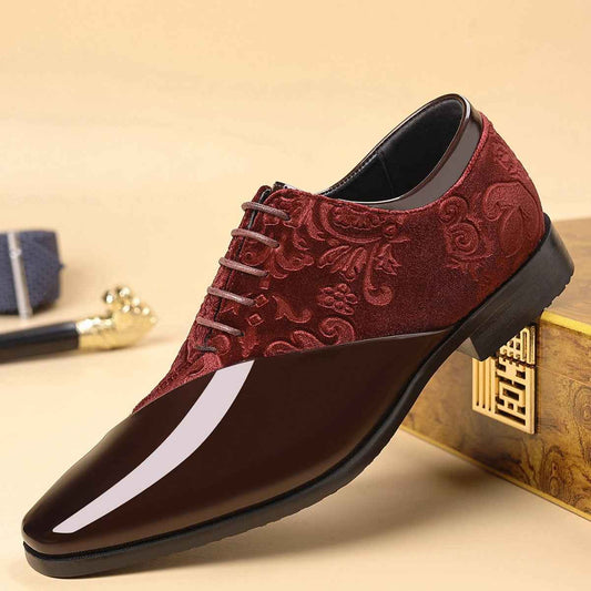 Shiny Business Pointed-toe Leather Shoes