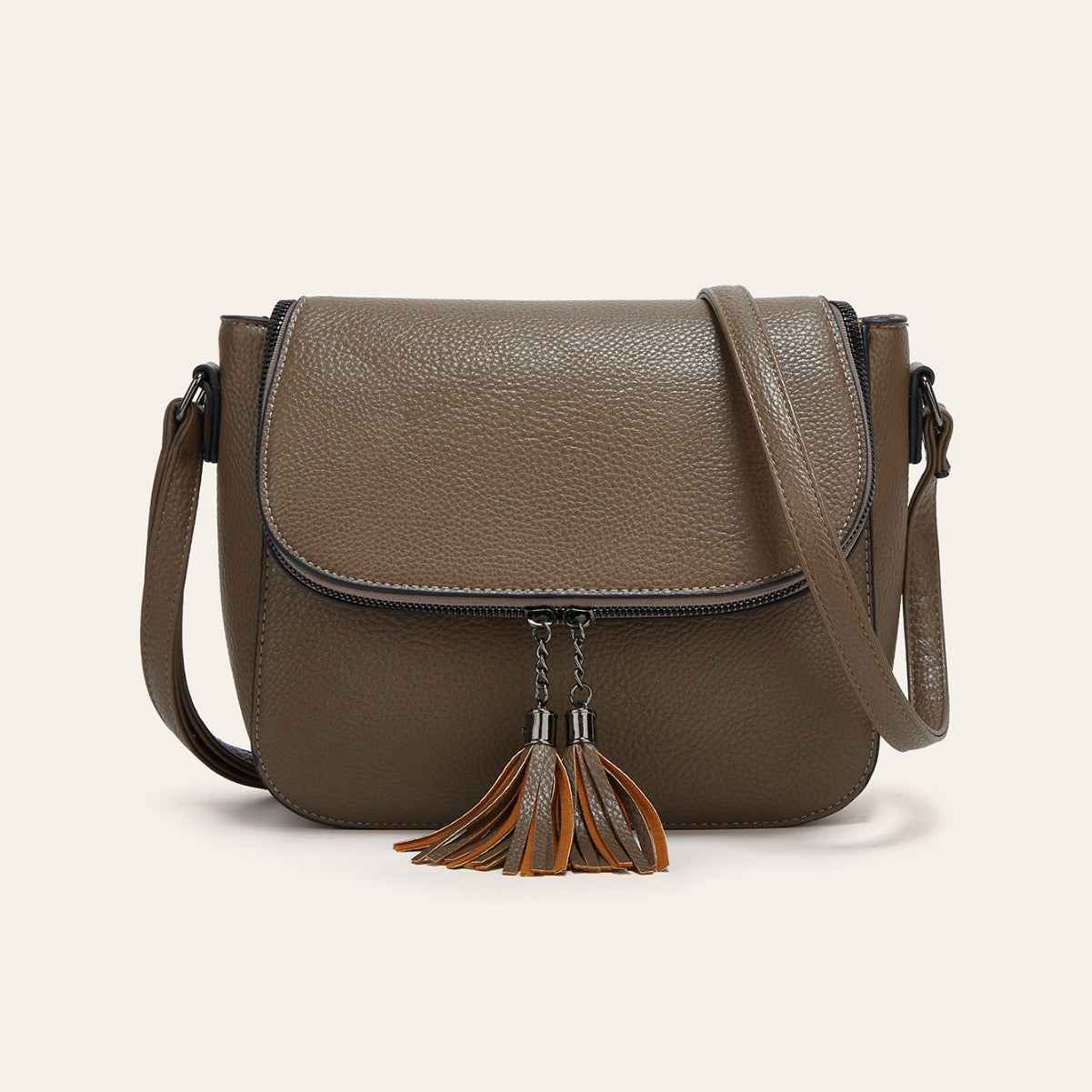 European And American-style Fashionable Flip-top Saddle Bag With Tassels